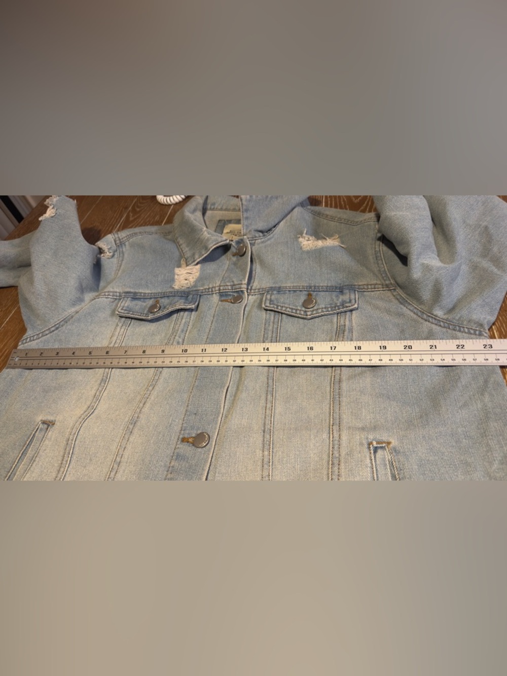 Ashley Vintage Charm Light Blue Distressed Denim Jacket Size 1X - Picture 12 of 14